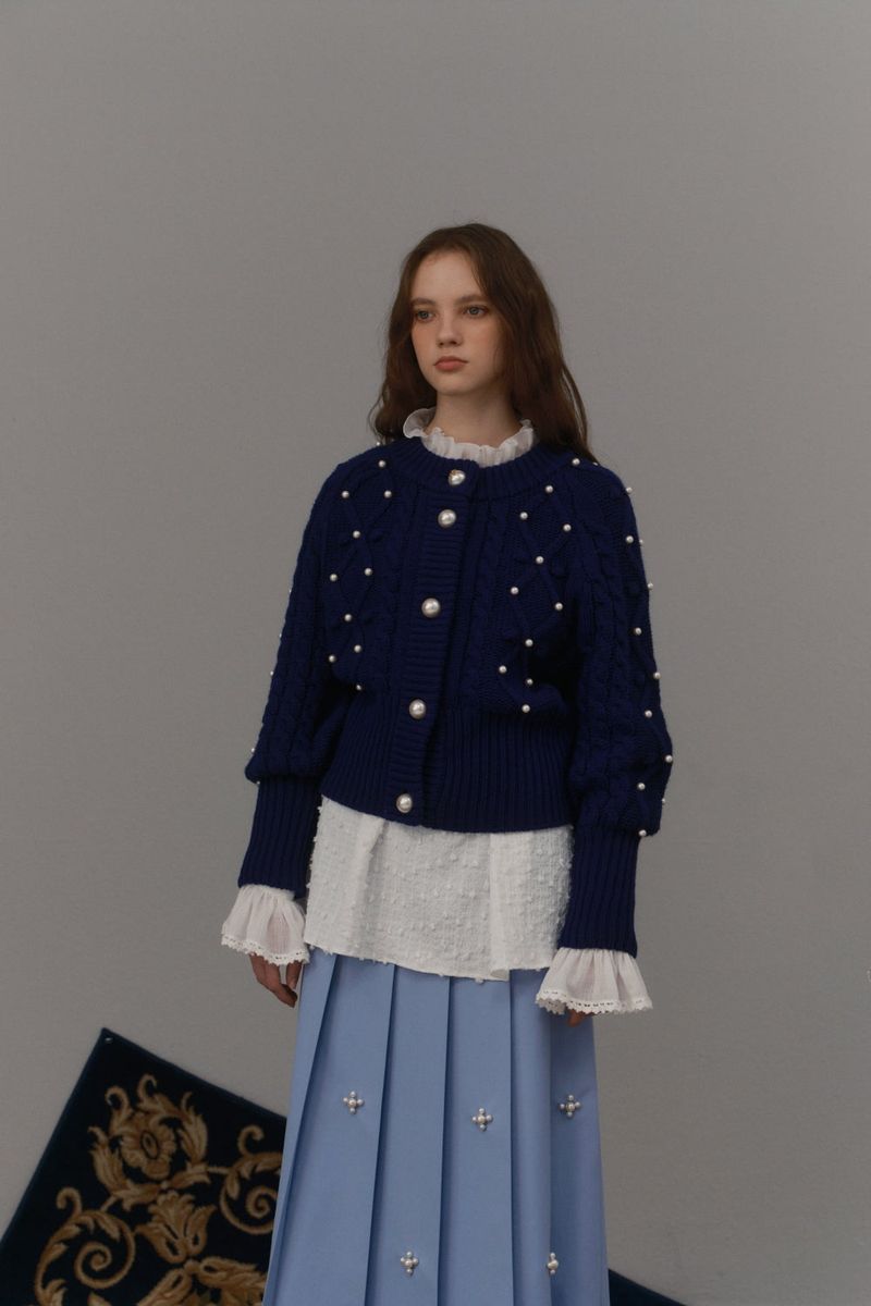 Pearls cable cardigan