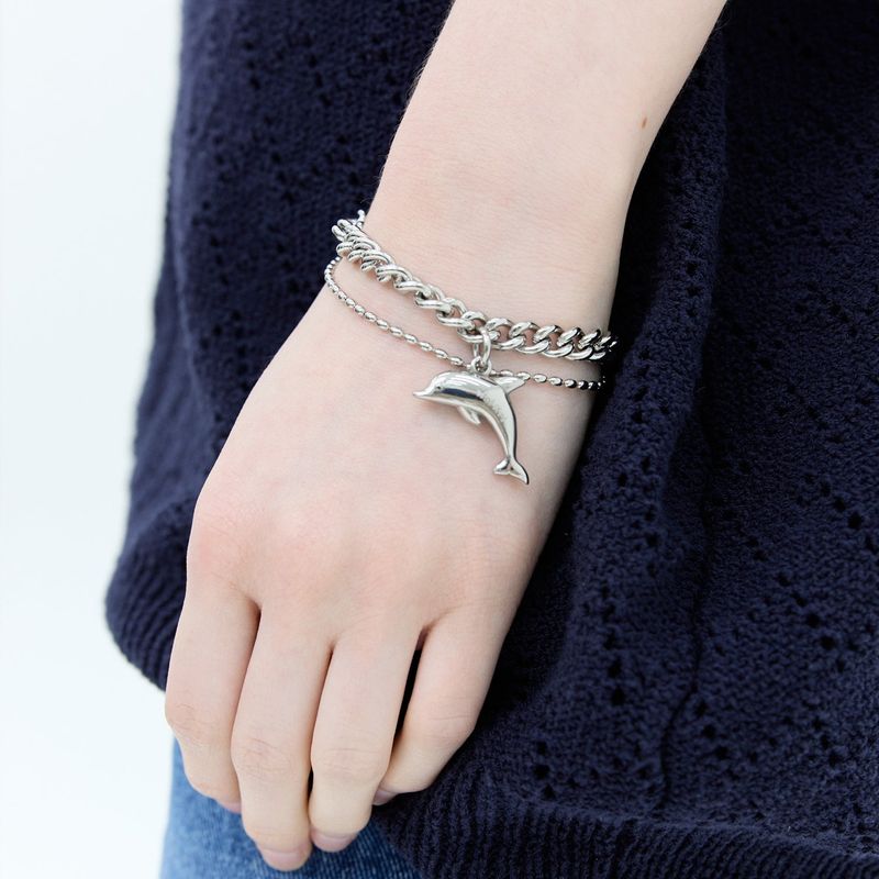 WaiKei（ワイケイ）の「Signature dolphin bracelet（Accessories）」