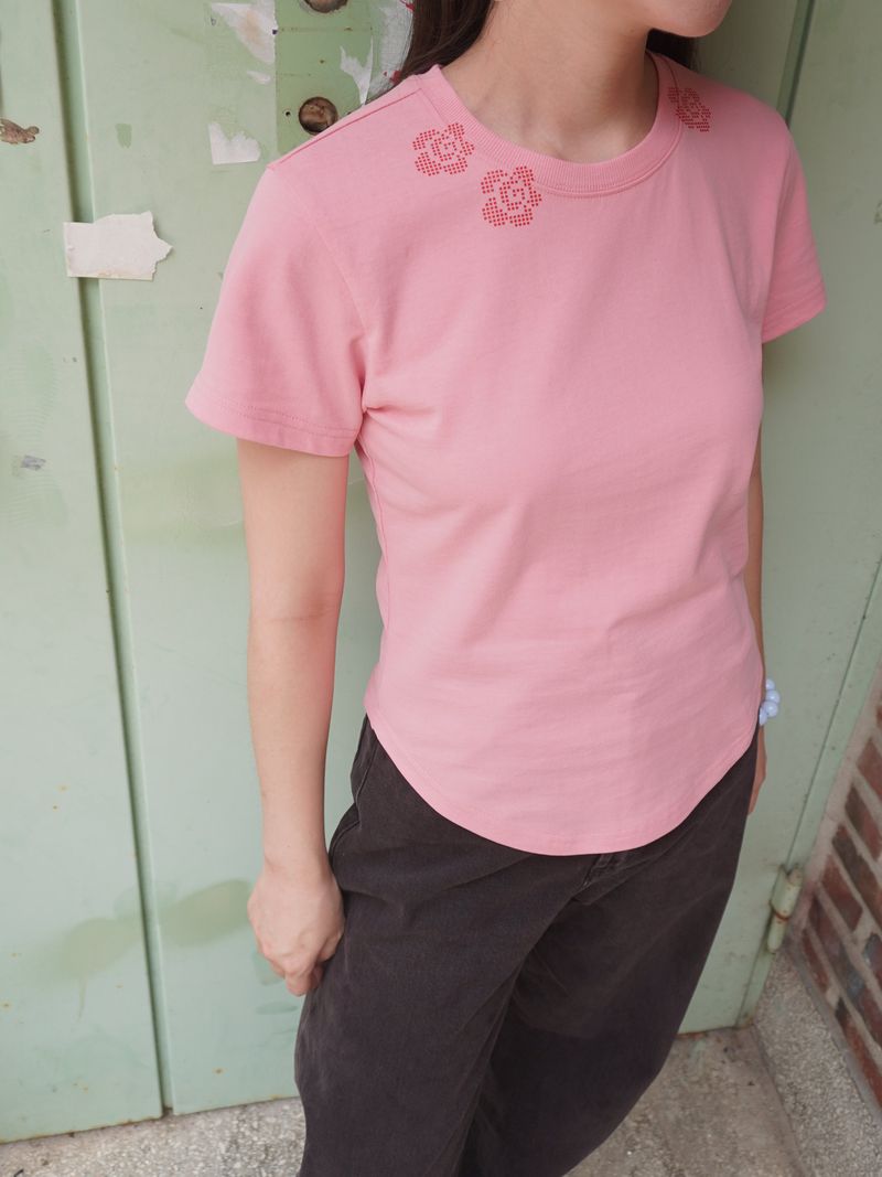 Flower Hunt T-shirts (Pink)