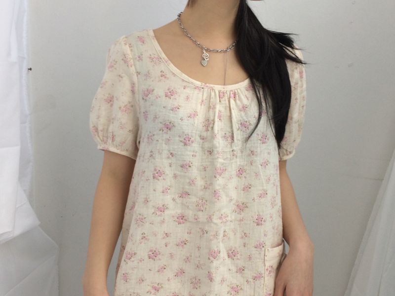 Pocket button puff blouse