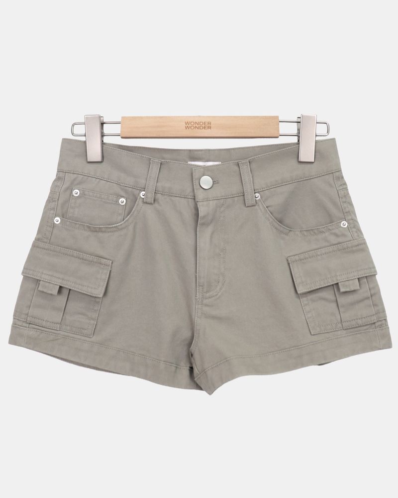 Jeku Low-Rise Cargo Shorts