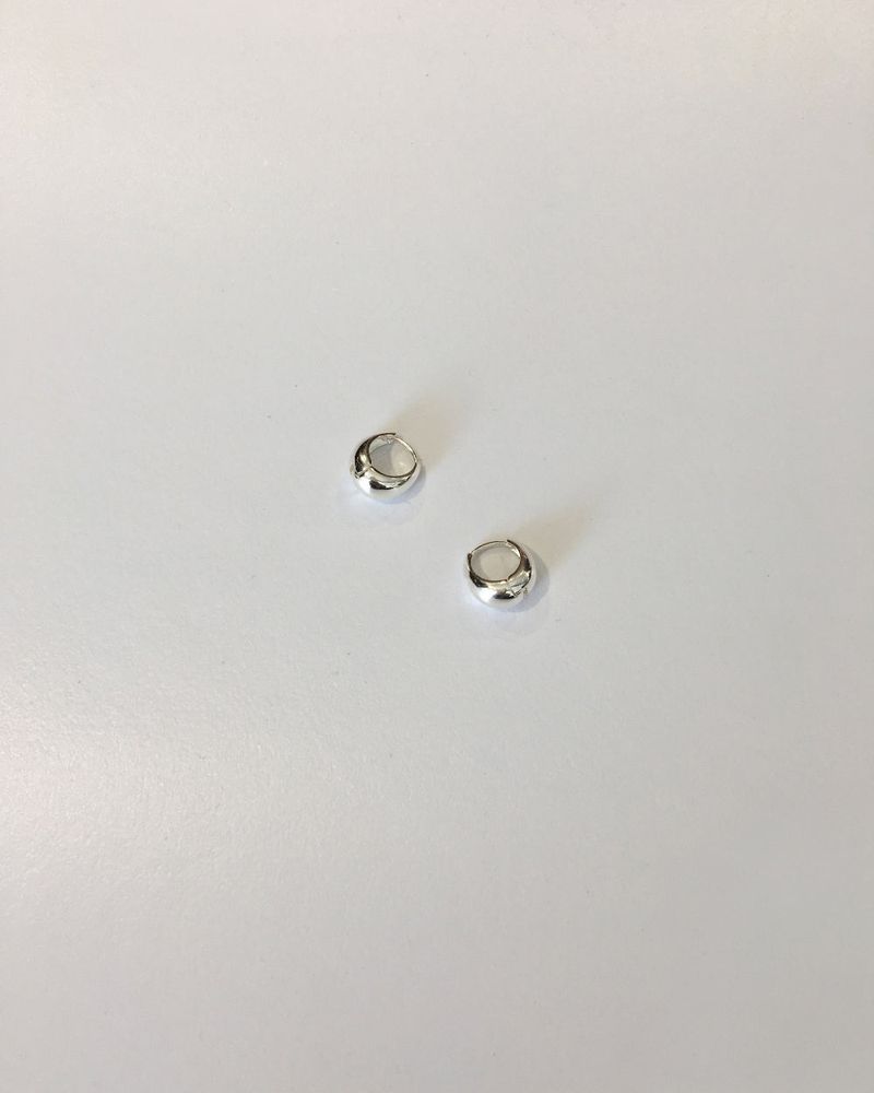 Bold Mini Earrings (1color)