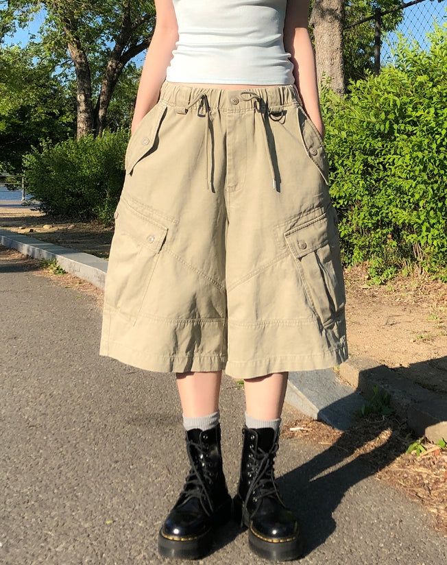 ULAN(ユレン)の「Keshi Pigment Washed Cargo Bermuda Shorts(Pants)」