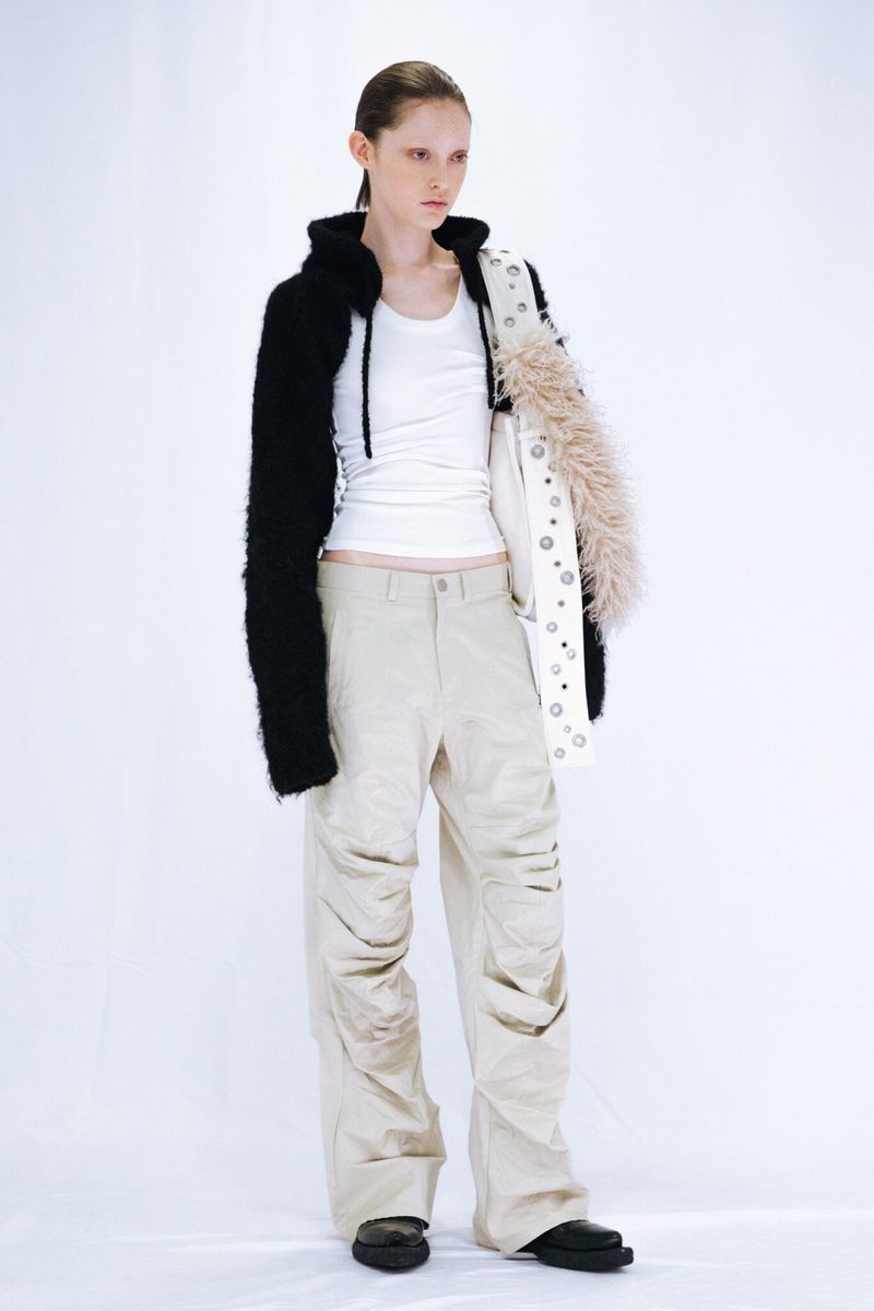 GATHER SHOULDER BAG