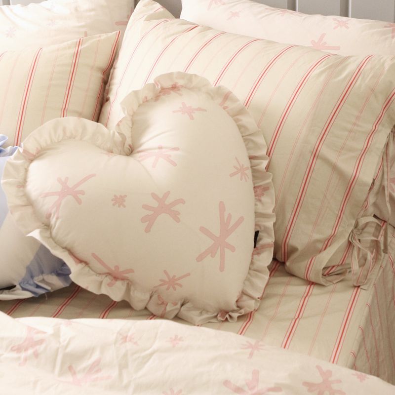 Heart Frill Cotton Cushions