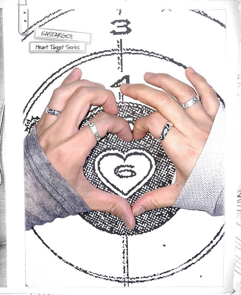 HEART TARGET WAVE RING (MATTE)