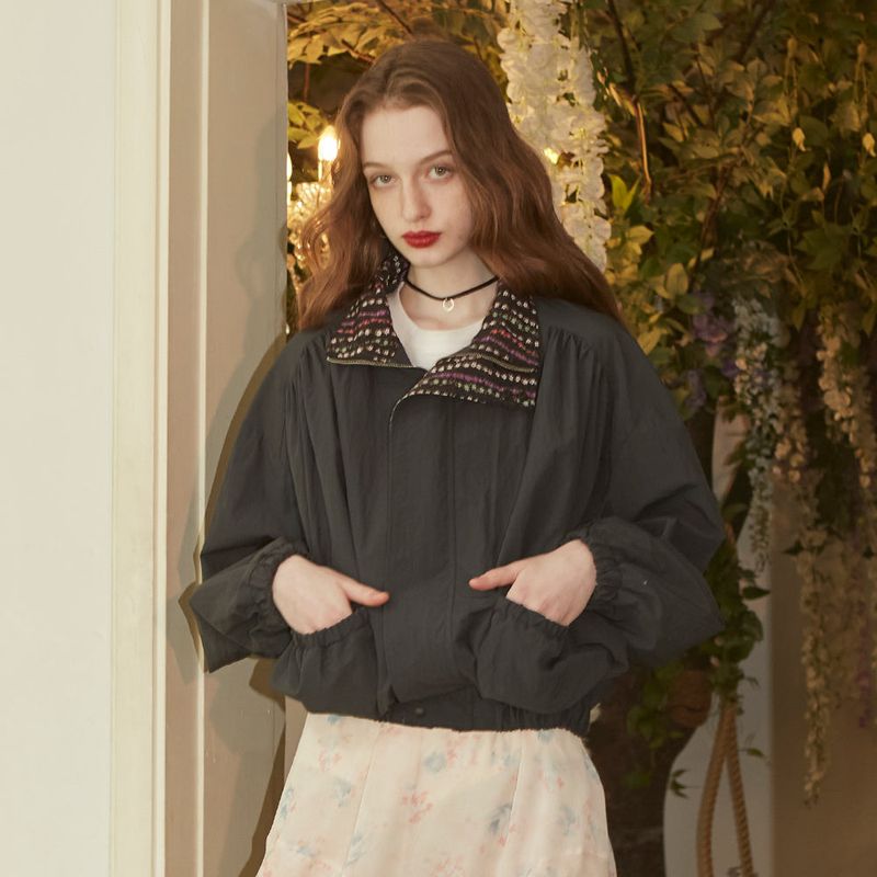 VITALSIGN(バイタルサイン)の「Shirring Short Windbreaker (Black)(Jackets/Outerwear)」