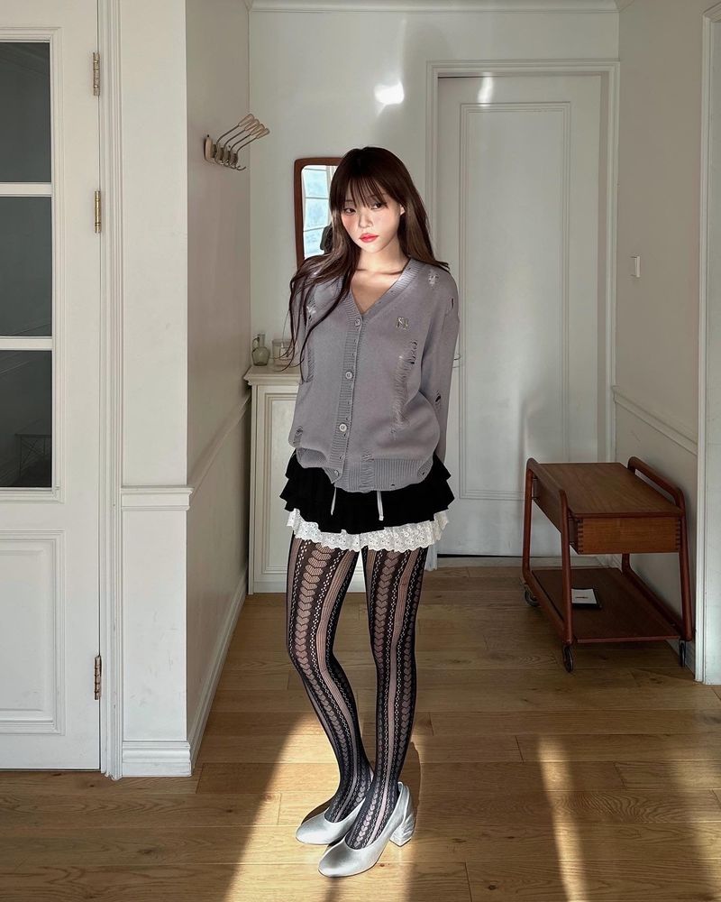 Bloom emblem demage Knit Cardigan