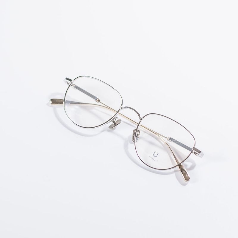 Knouun Round titanium glasses CODE. 102. F Silver N Gray