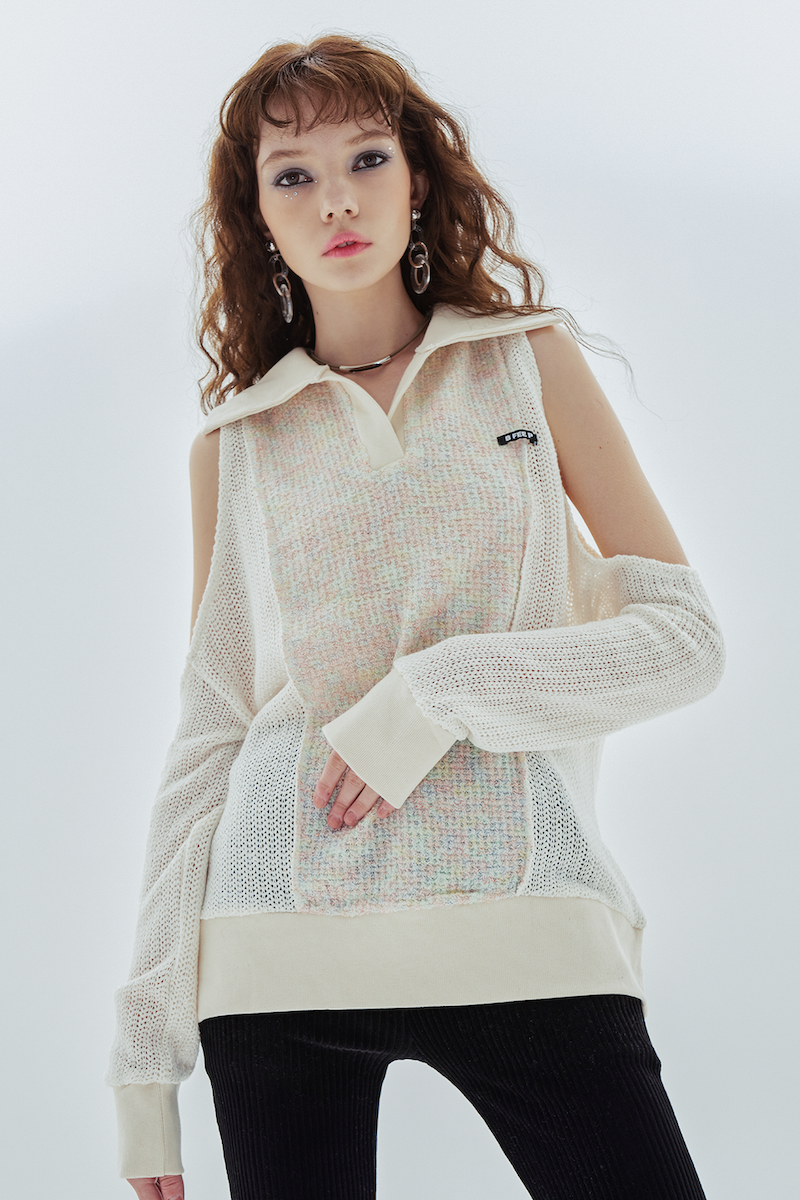 hole collar knit_white