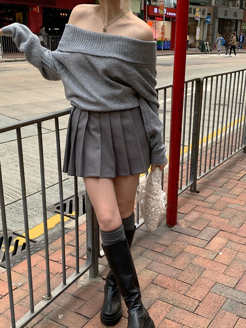 [MADE] PONIA OFF SHOULDER KNIT