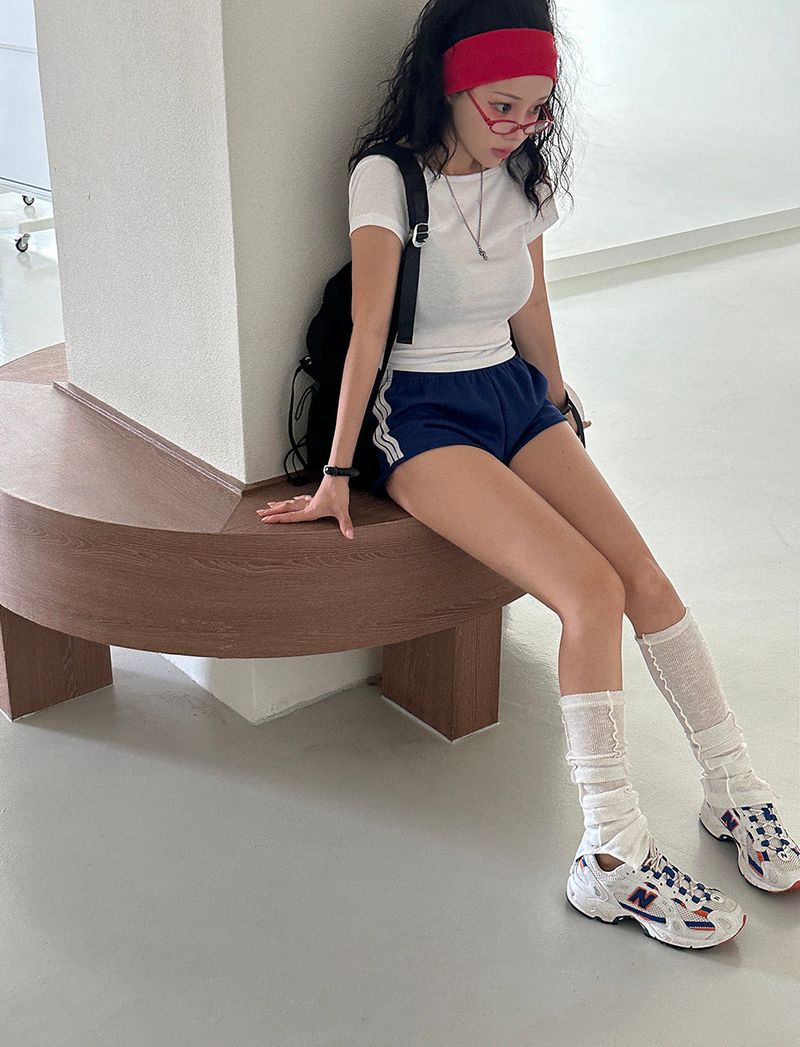 Class Patch Back Slit Short Sleeve Tee