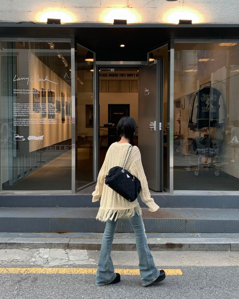 Spot low denim boots cut pants