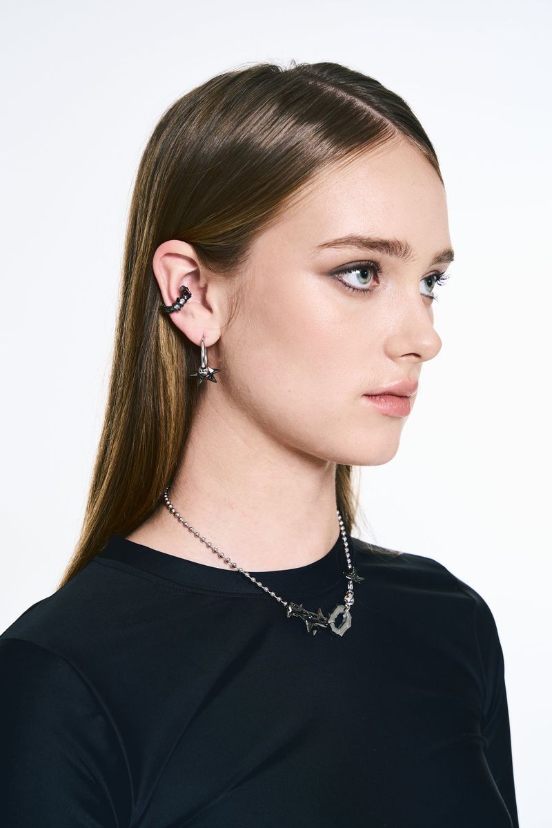 NO.557 [BLACK] STAR CUBIC SPRING EARCUFF