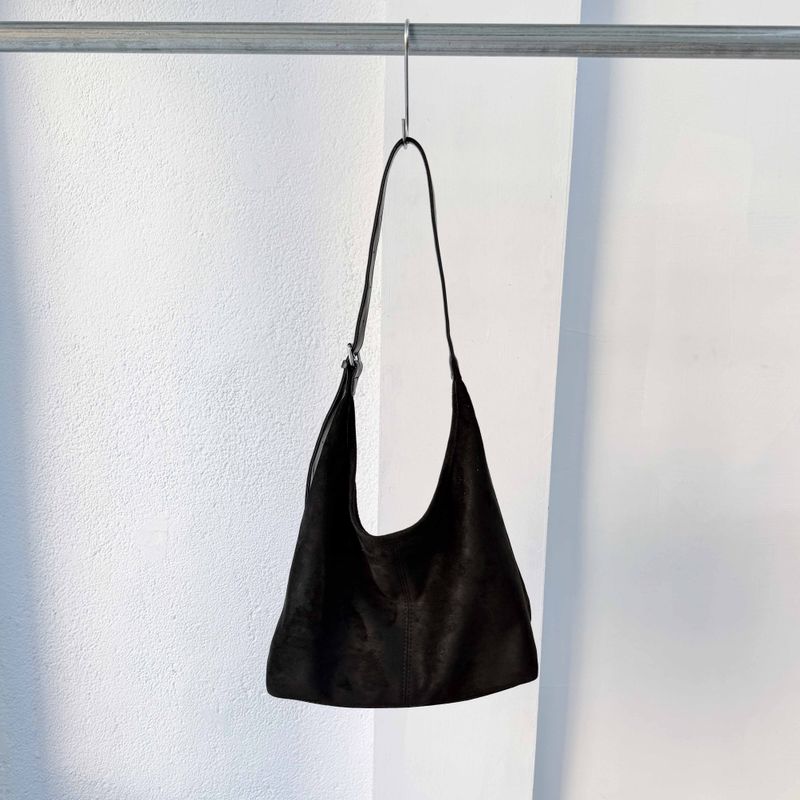 FADE MEET（フェードミート）の「Suede Curve Bag（Bags）」
