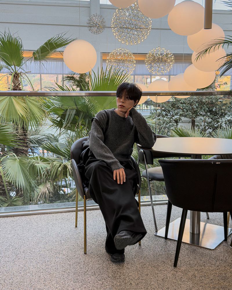 Worvel Wool Wide Pintuck Slacks