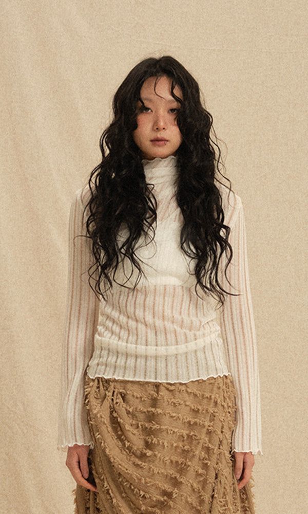Reculer（ルキュレ）の「See-through turtleneck T-shirts Ivory (Ver. SS)（Tops）」