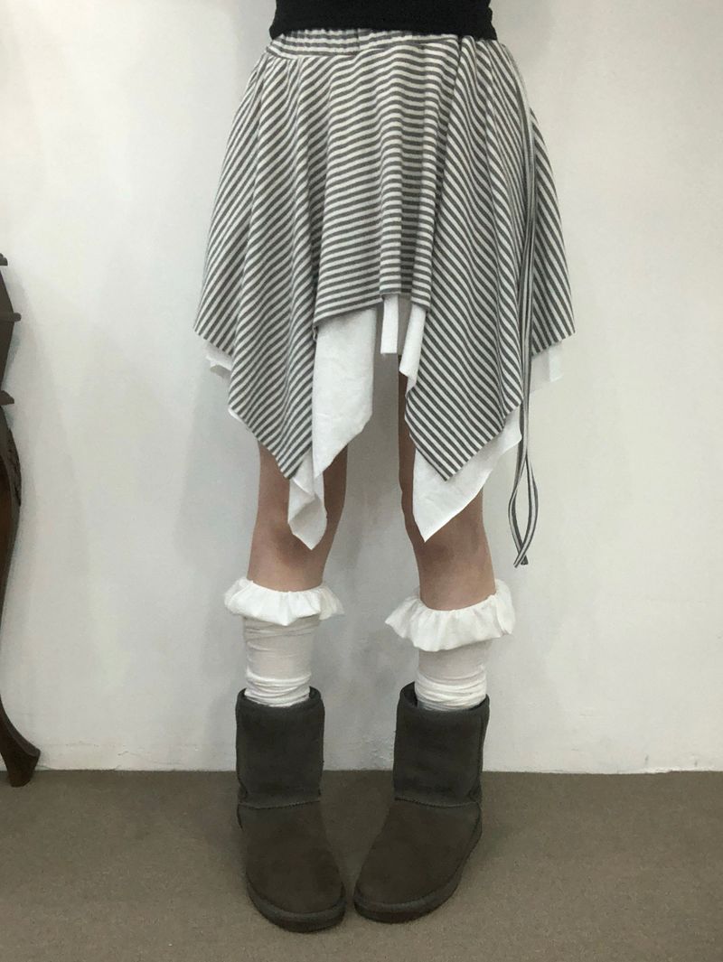 Side Strap Stripe Unbal Skirt