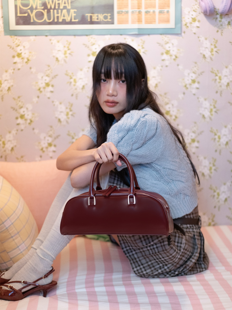 HALF-MOON BOWLING BAG