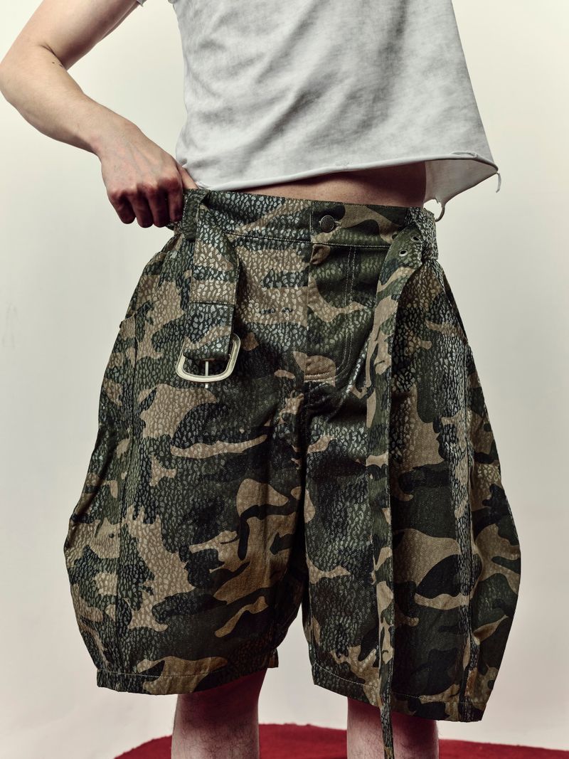 MEN - HEINO - Waxed Camo Jorts