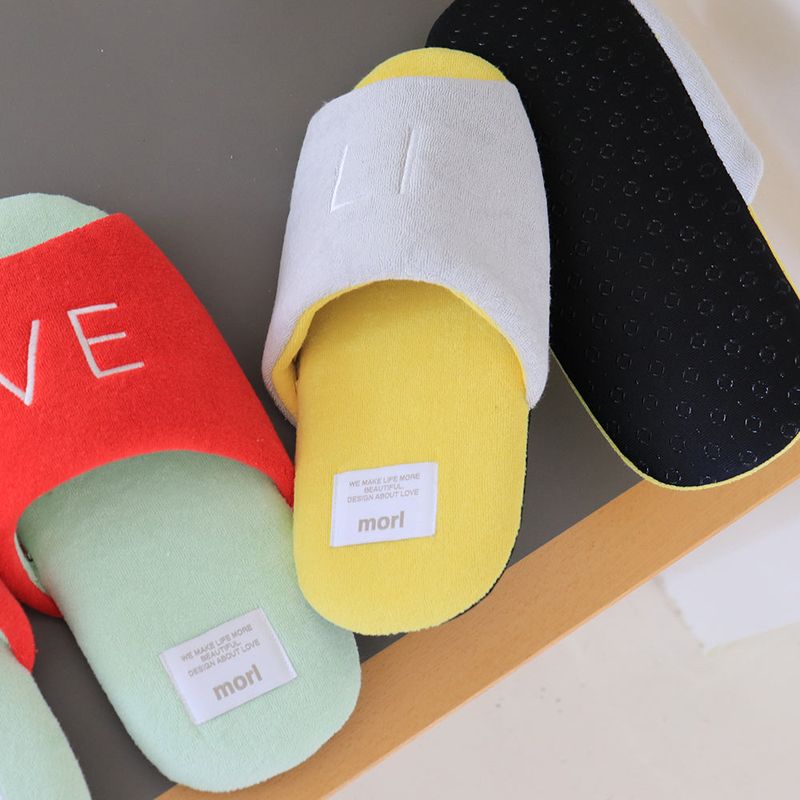More room shoes (2color)