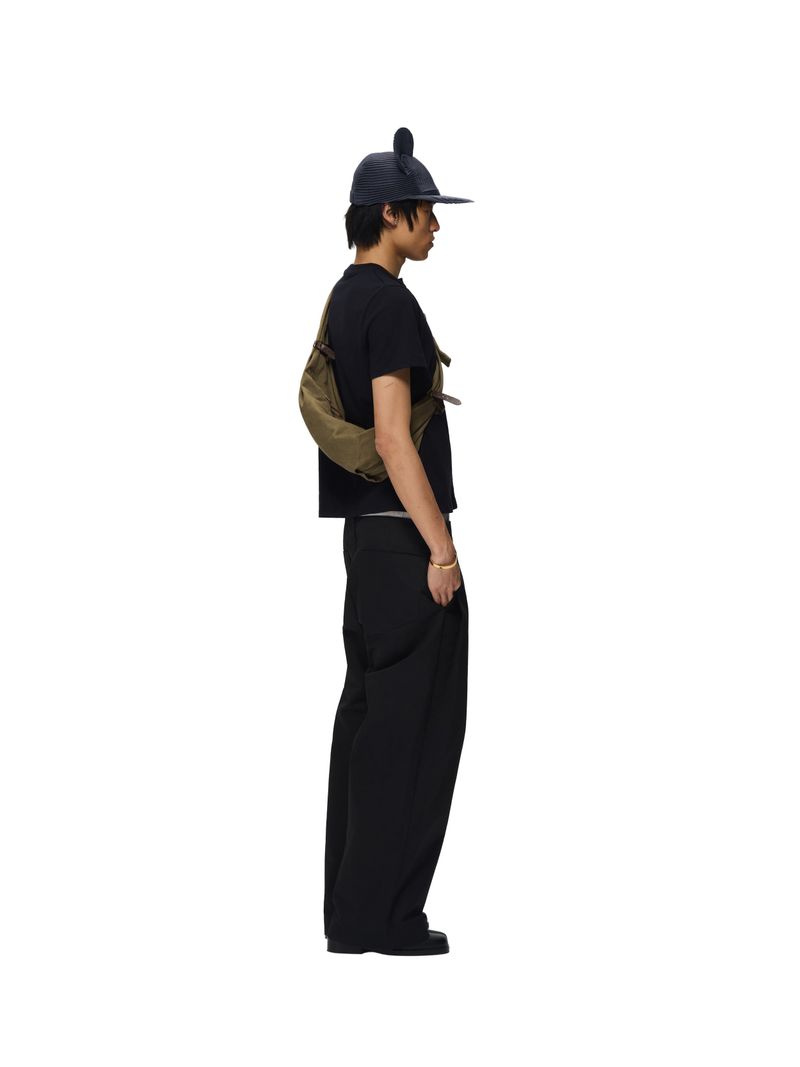 6CRAYON ブラックボックスフィットTシャツ オフネック フロックプリント