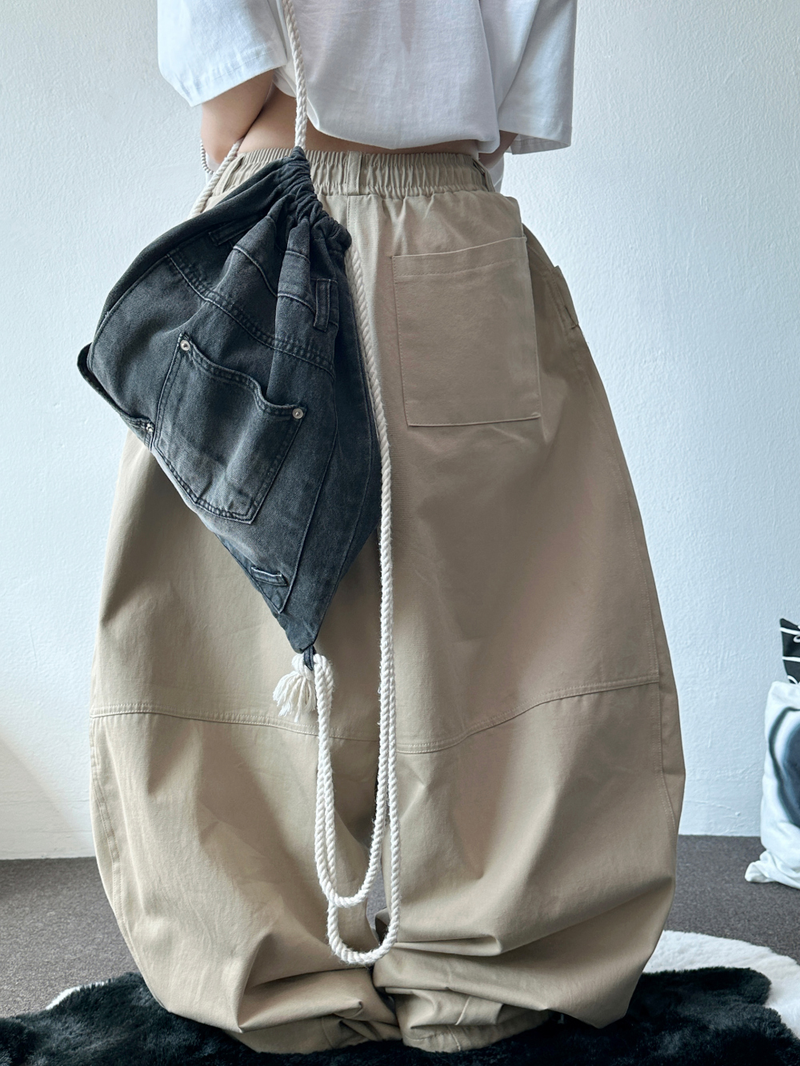 CCORTTI（コルッティ）の「ヘビールーズツープレートバルーンコットンロングパンツ 💚🐣🖤 - 3カラーズ（パンツ）」