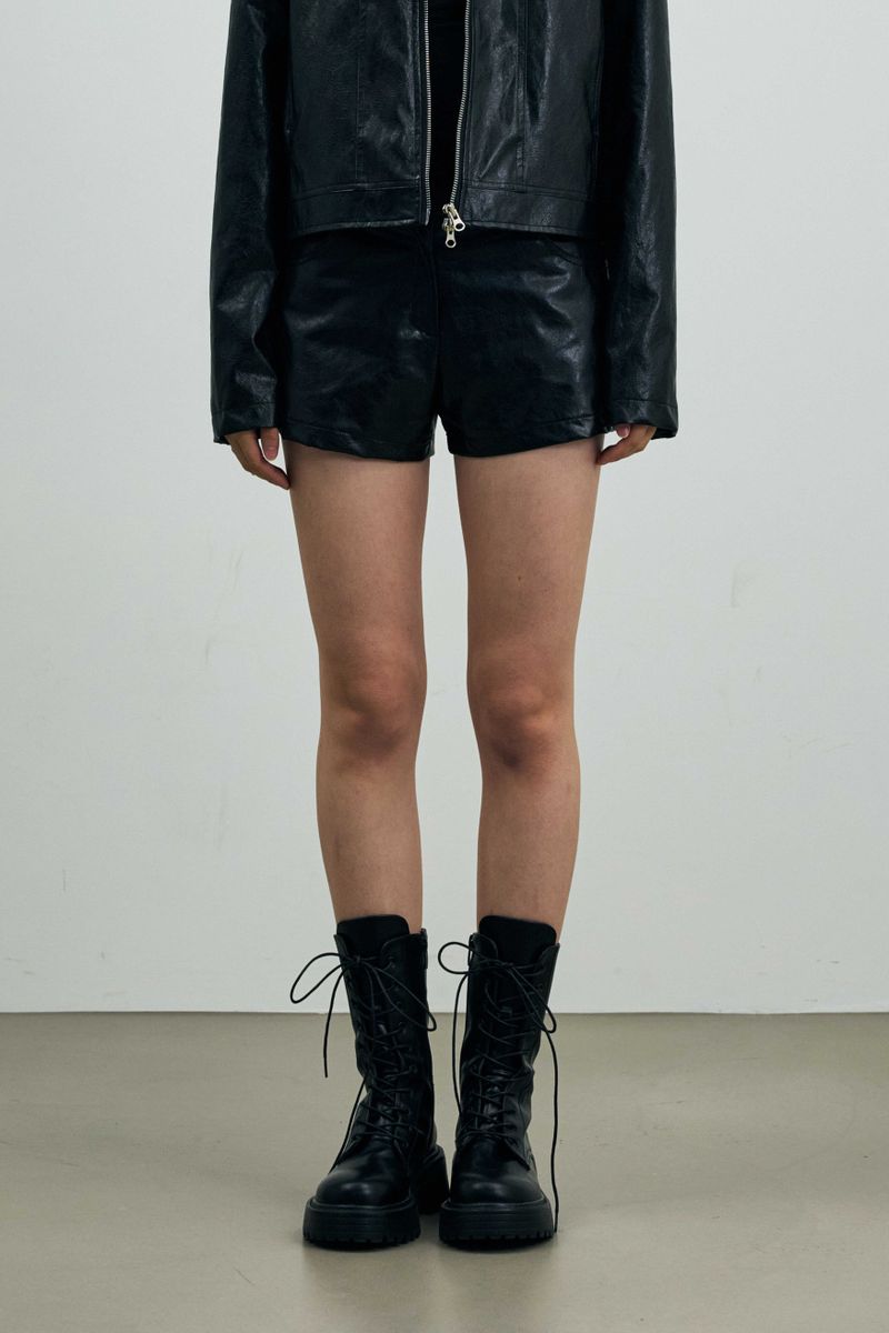 ARIKIM（アリキム）の「CLARI FAUX MICRO PANTS / BLACK（Pants）」