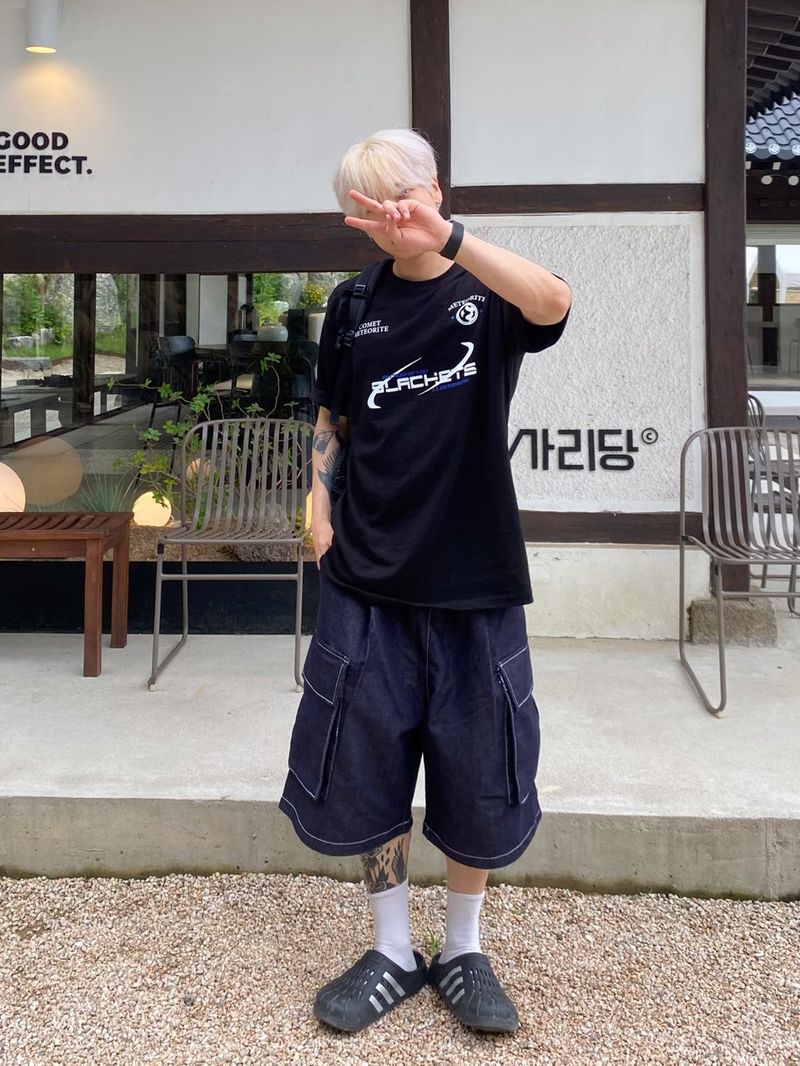Stitch Bermuda Cargo Denim