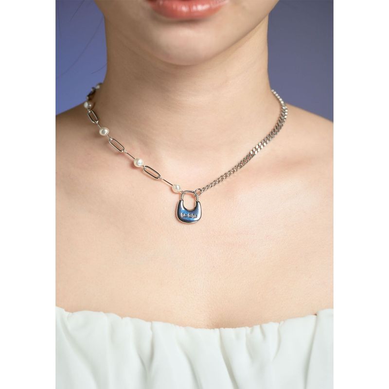Hobo Bag Pearl Chain Necklace