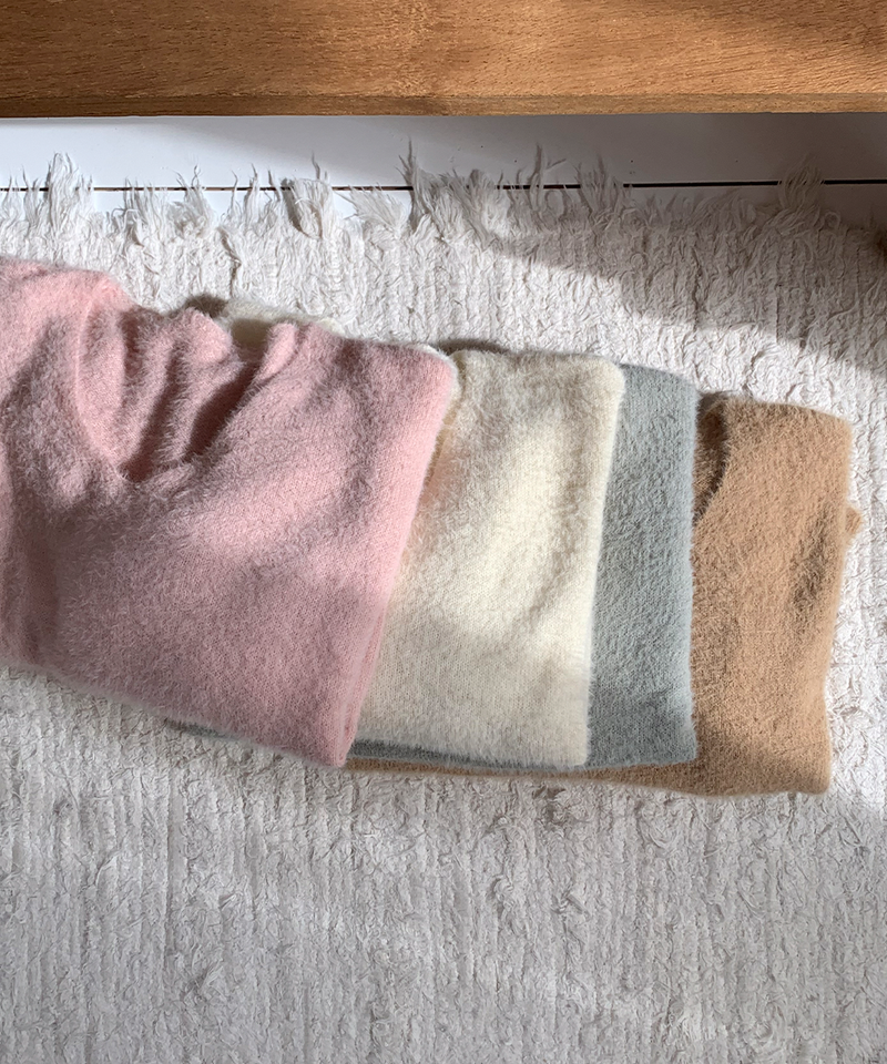 Soft Angora V-neck knitwear