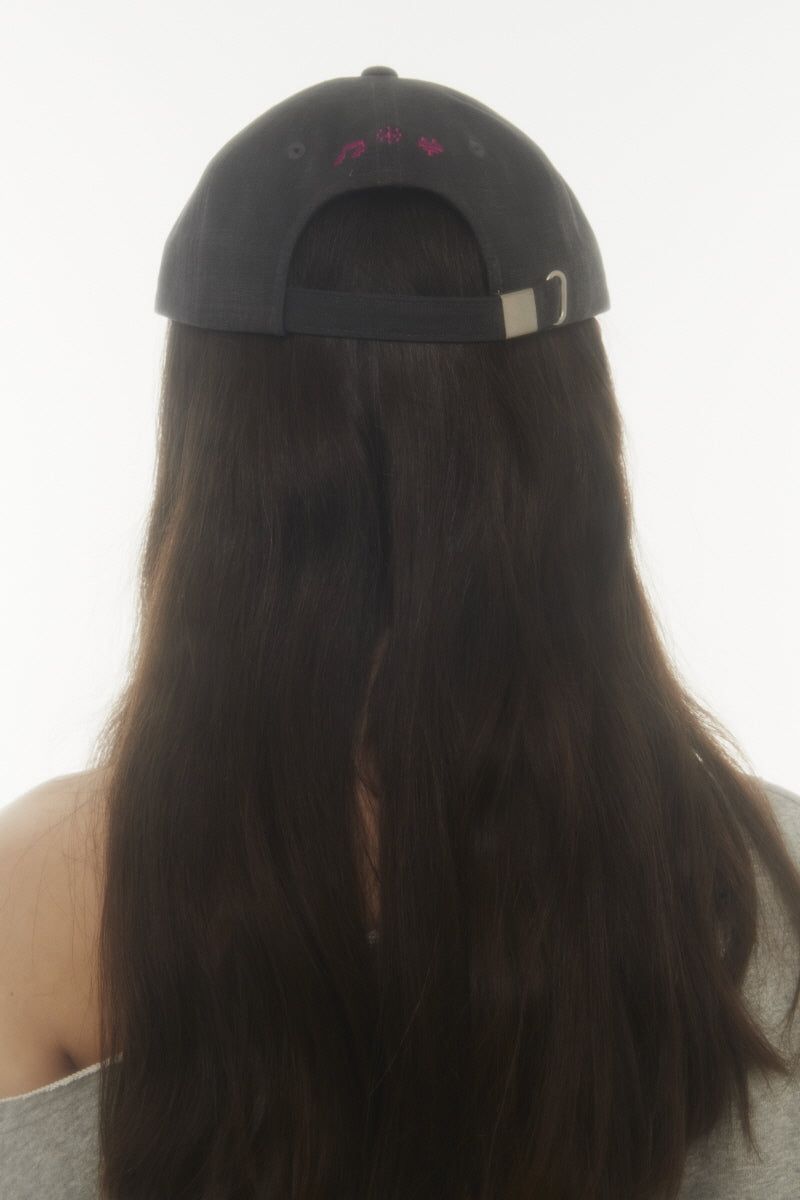 pixel cap (dark grey)