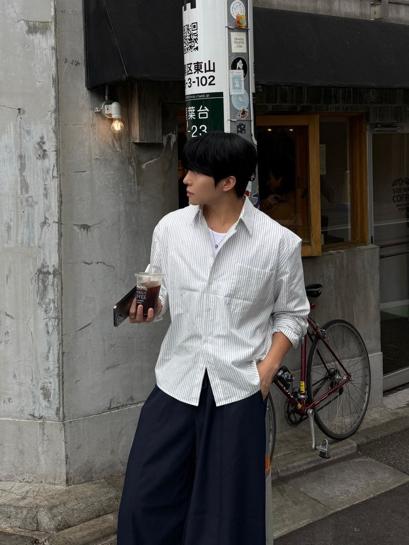 モーフ クロップ ストライプド シャツ