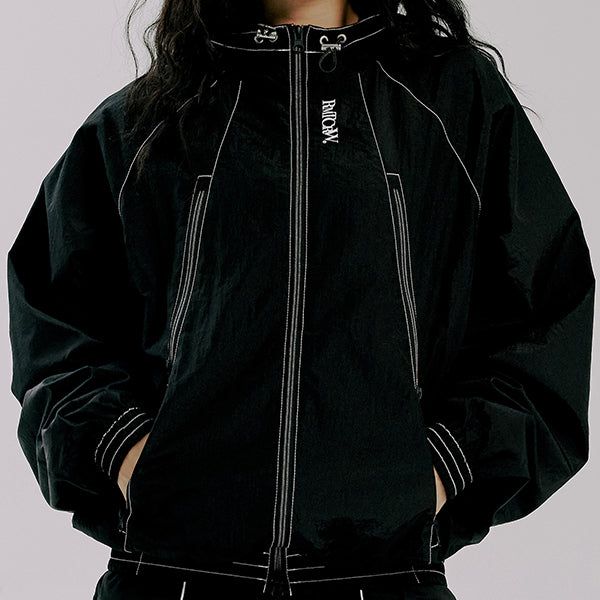 UTILITY HOOD WINDBREAKER