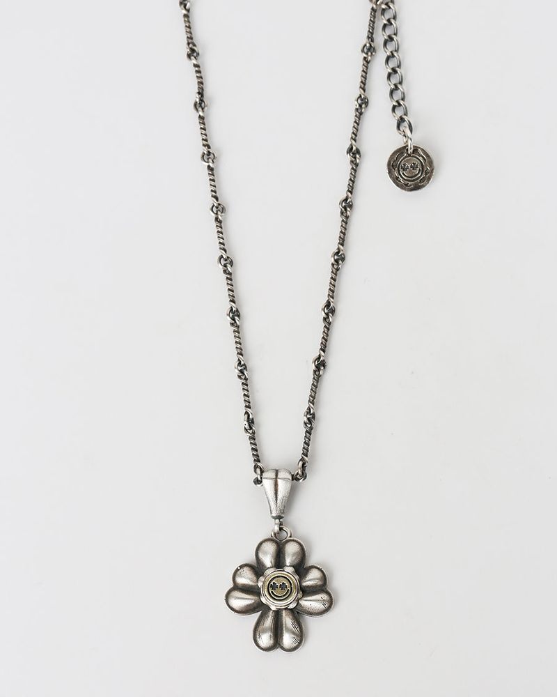 GRAYNOISE（グレーノイズ）の「Smile leaf clover necklace (925 silver)（Accessories）」