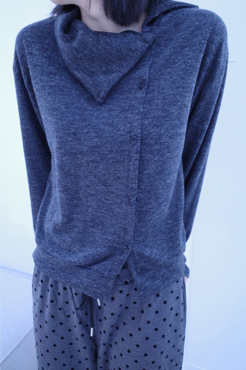 Yuse unbal button cardigan