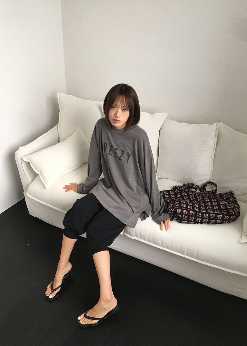 BREEZY SLEEVE TEE