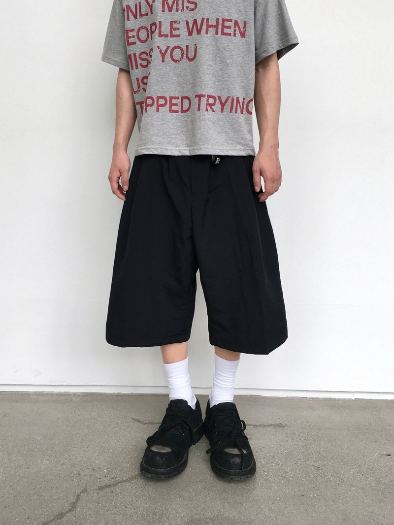Kami CN Pintuck Keyring Bermuda Pants 3C