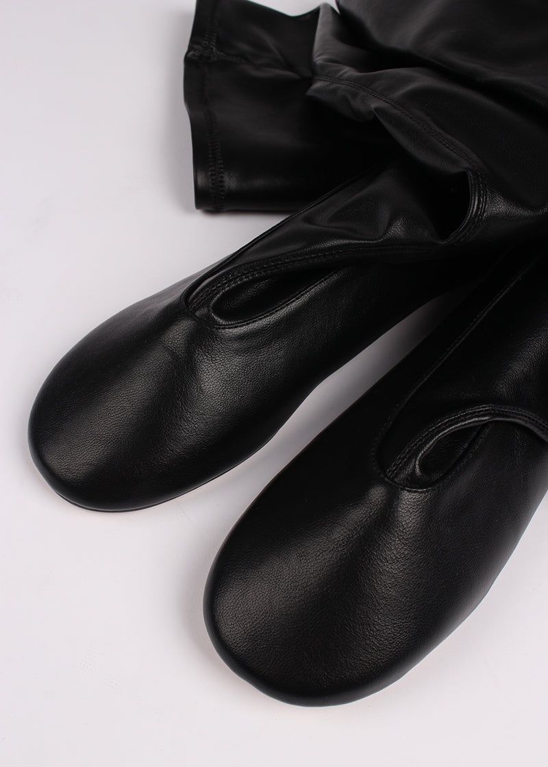 THIGH HIGH FLAT BOOTS