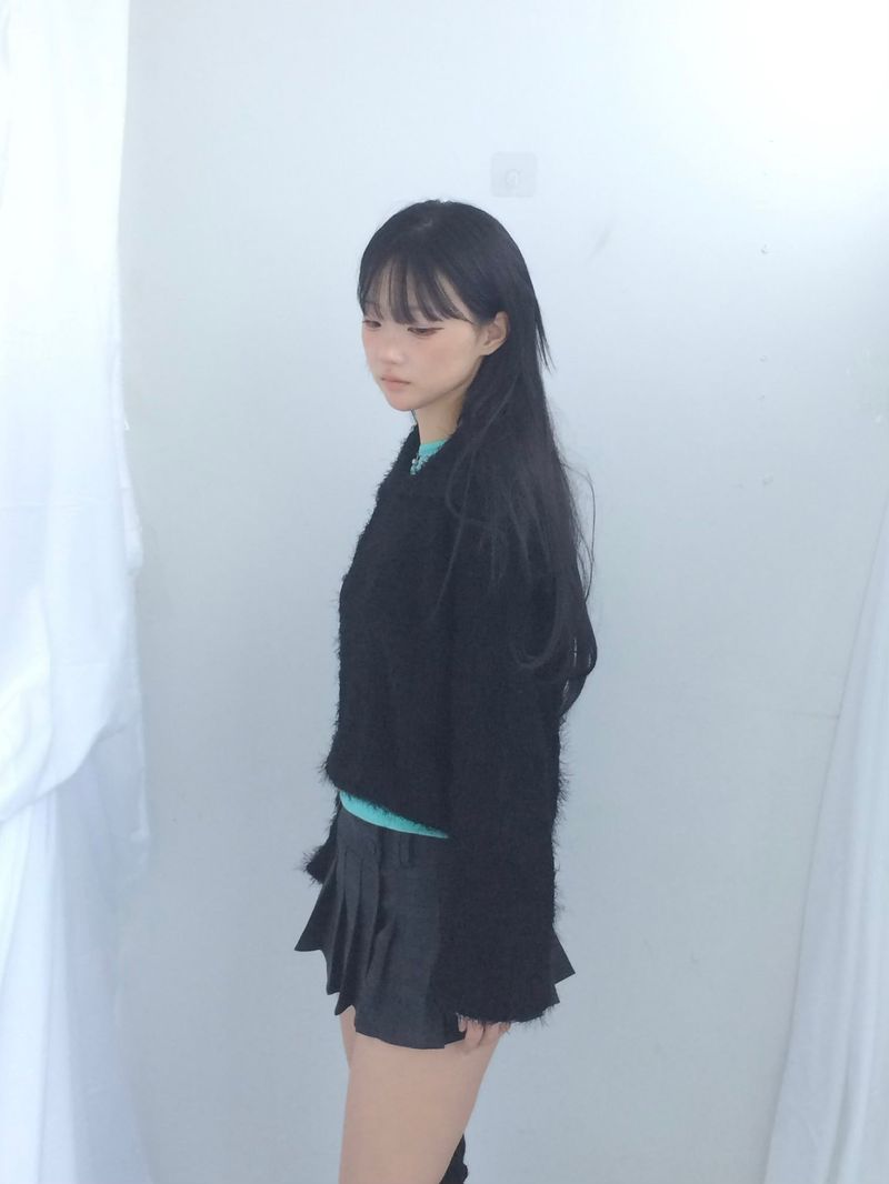 Shoulder collar loose knitwear