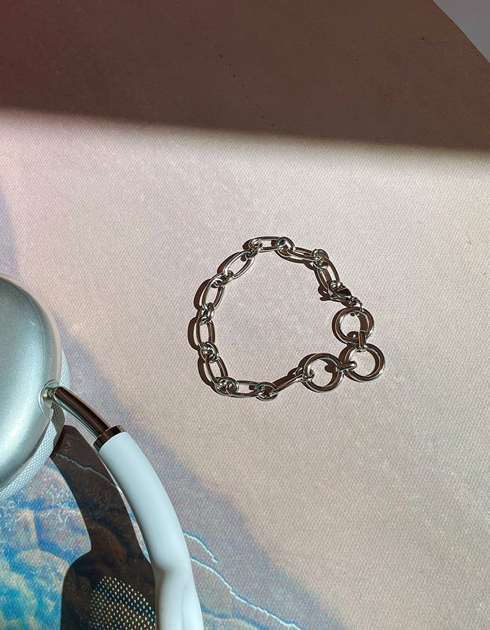 ASCLO Triple Ring Chain Bracelet