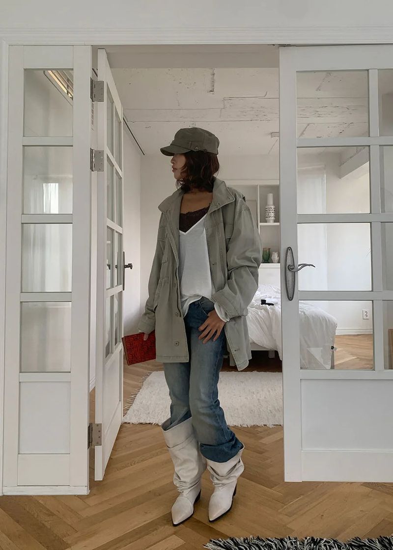 LOW FLARE BOOTS CUT DENIM