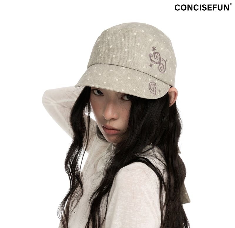 CONFUN（コンファン）の「CONFUN dotted spiral embroidery elastic drawstring beanie（Hats）」