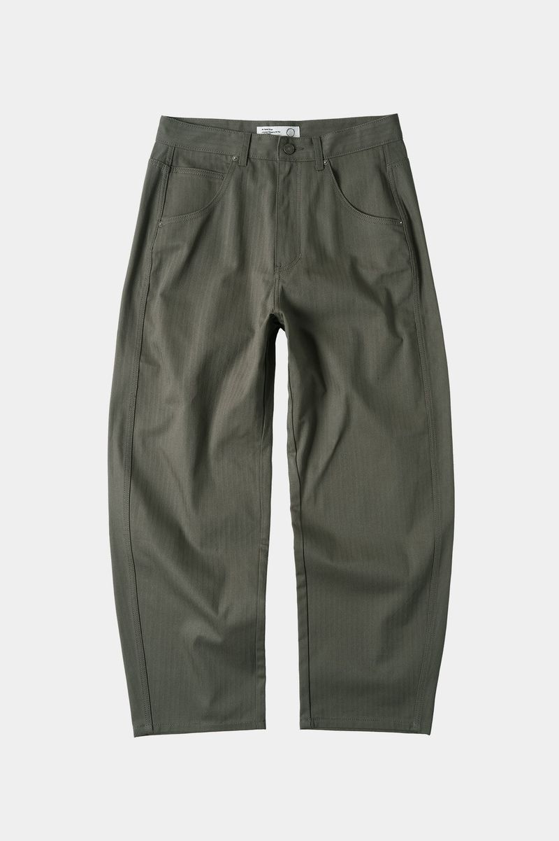 Semi Curved Herringbone Twill Pants (Khaki)
