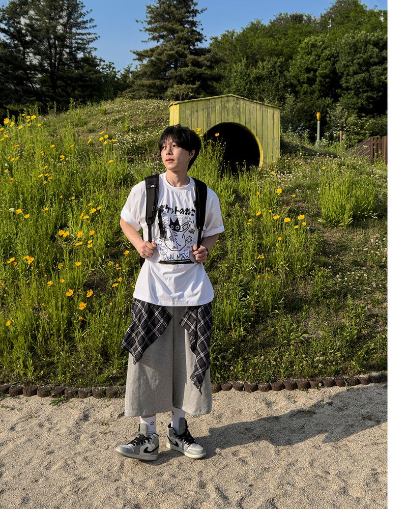 Niporu Cat Graphic Oversized Short Sleeve