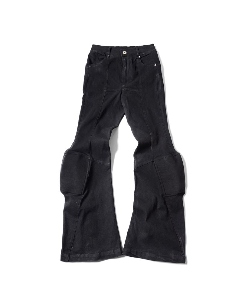 Goldie（ゴルディ）の「PADDED FLARED BLACK DENIM PANTS （Pants）」