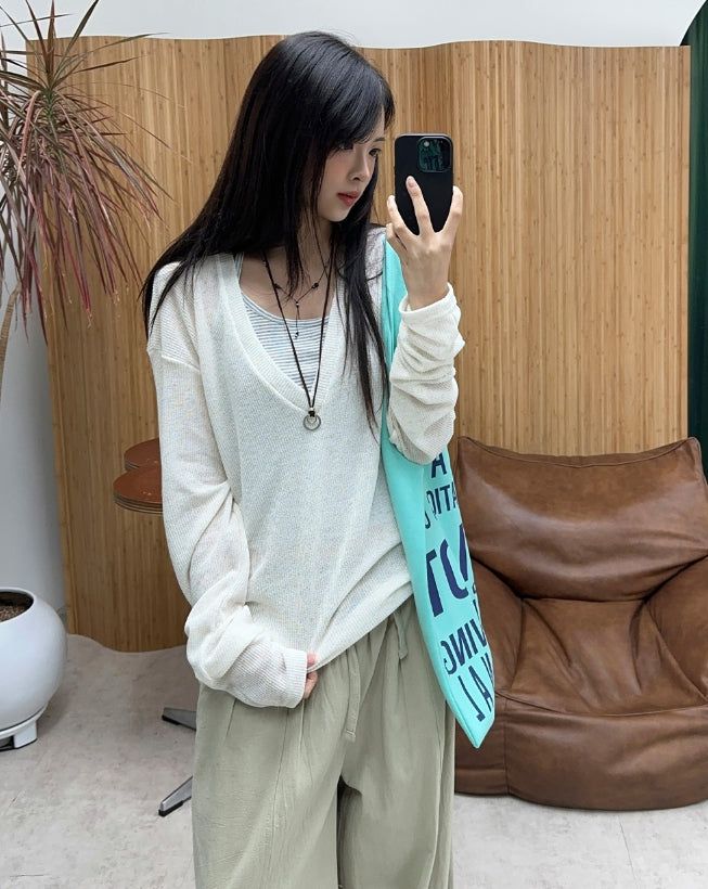Toru Summer Deep V-Neck T-Shirt