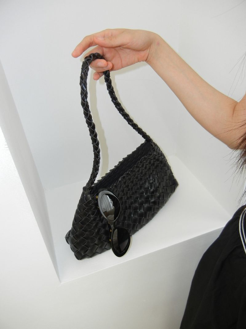 Woven Leather Pouch Rattan Shoulder Bag