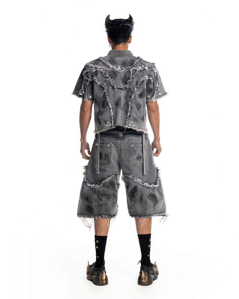 PUNISHER SCARRED HORNED SHORTS 