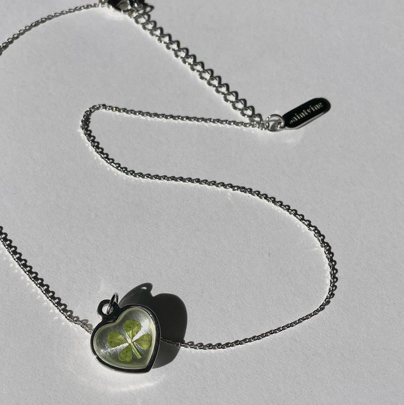 four leaf clover necklace